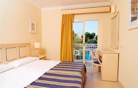 Aparthotel Zafiro Mallorca slide 5