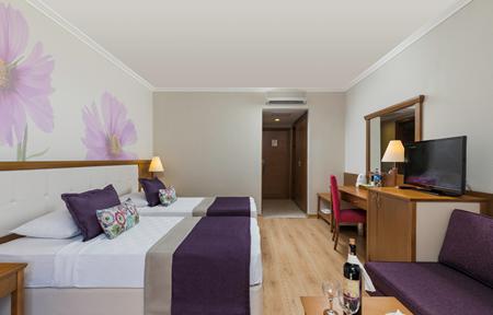 Hotel Club Felicia Village slide 2