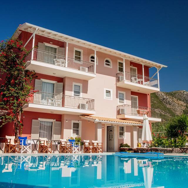 Hotel & Apartments George