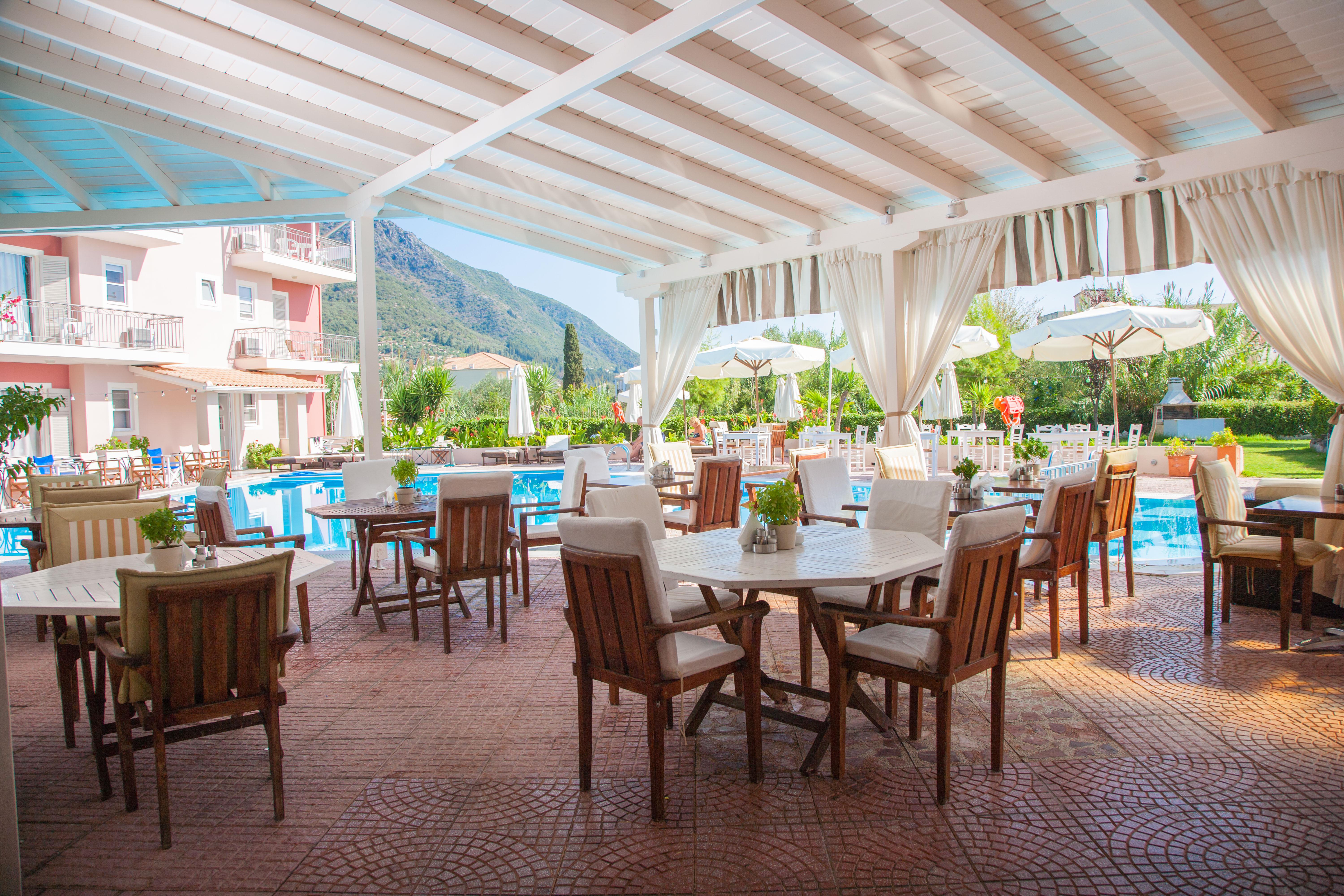 Hotel & Apartments George slide 4