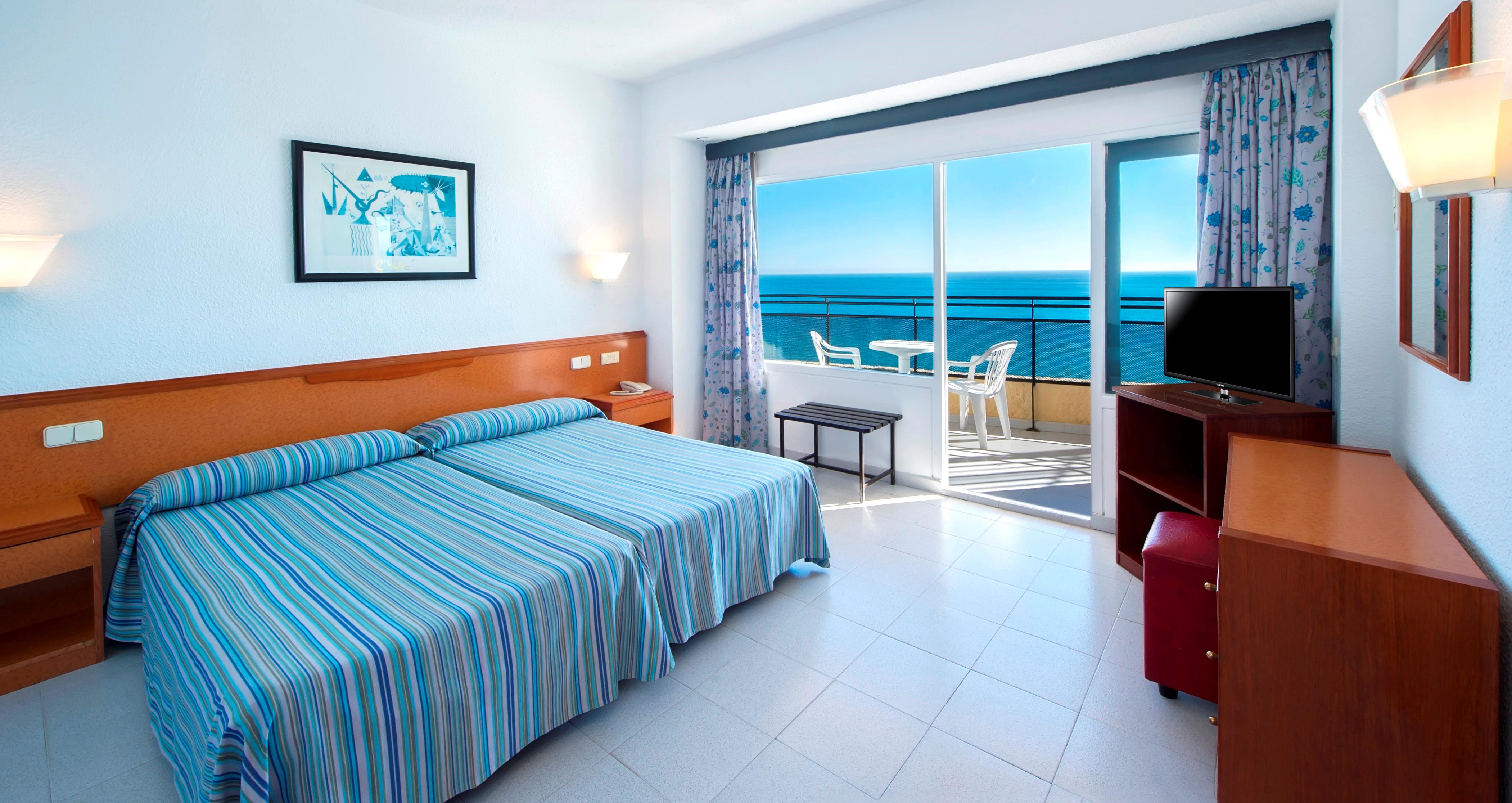 Hotel Globales Gardenia slide 4