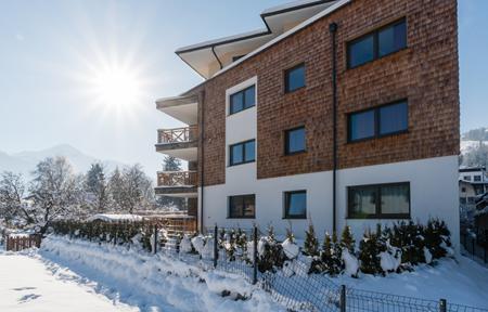 Villagepark Suites slide 4