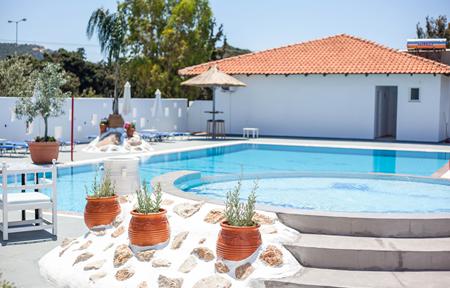 Hotel Tinas Plus