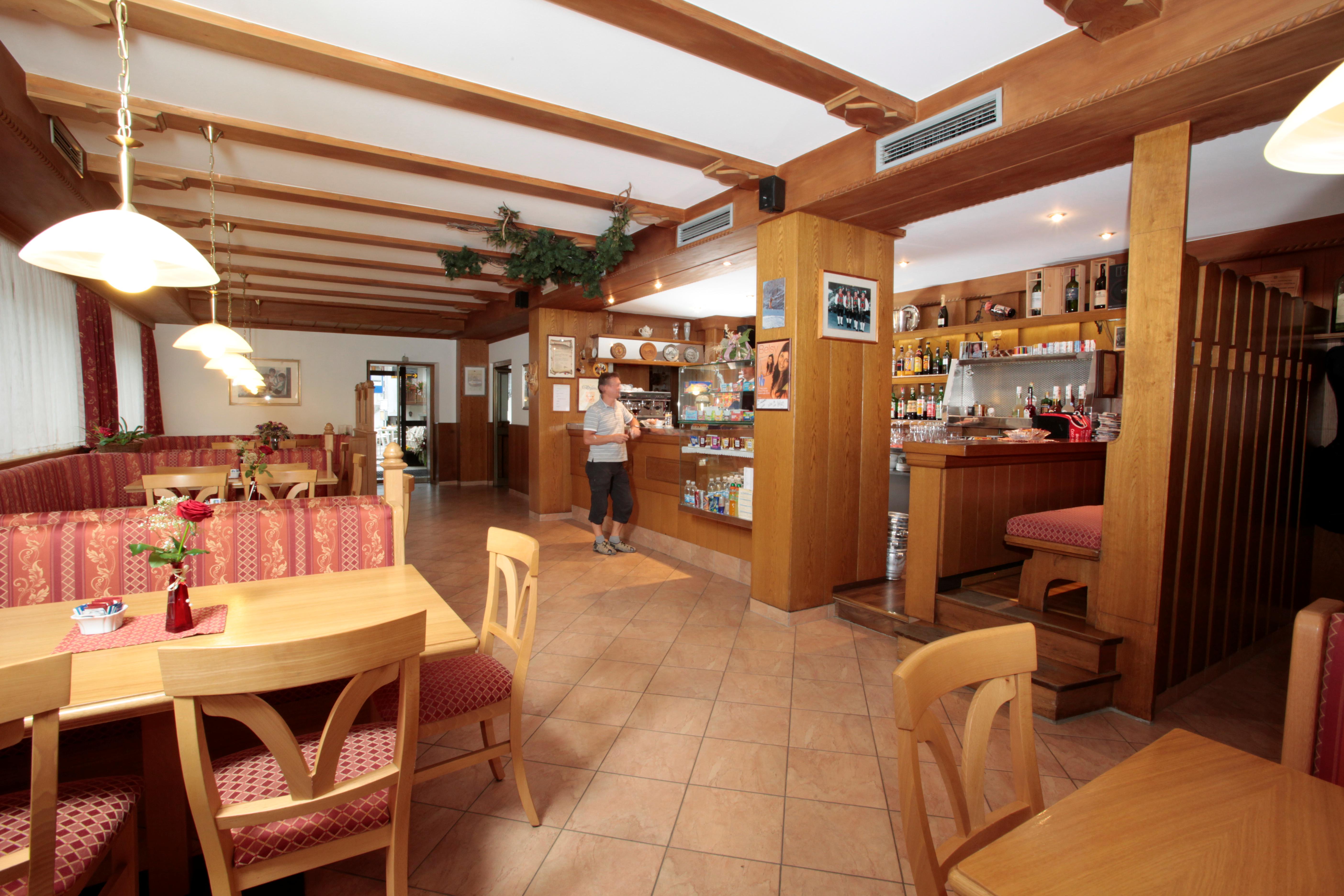 Hotel Alpino Plan slide 3