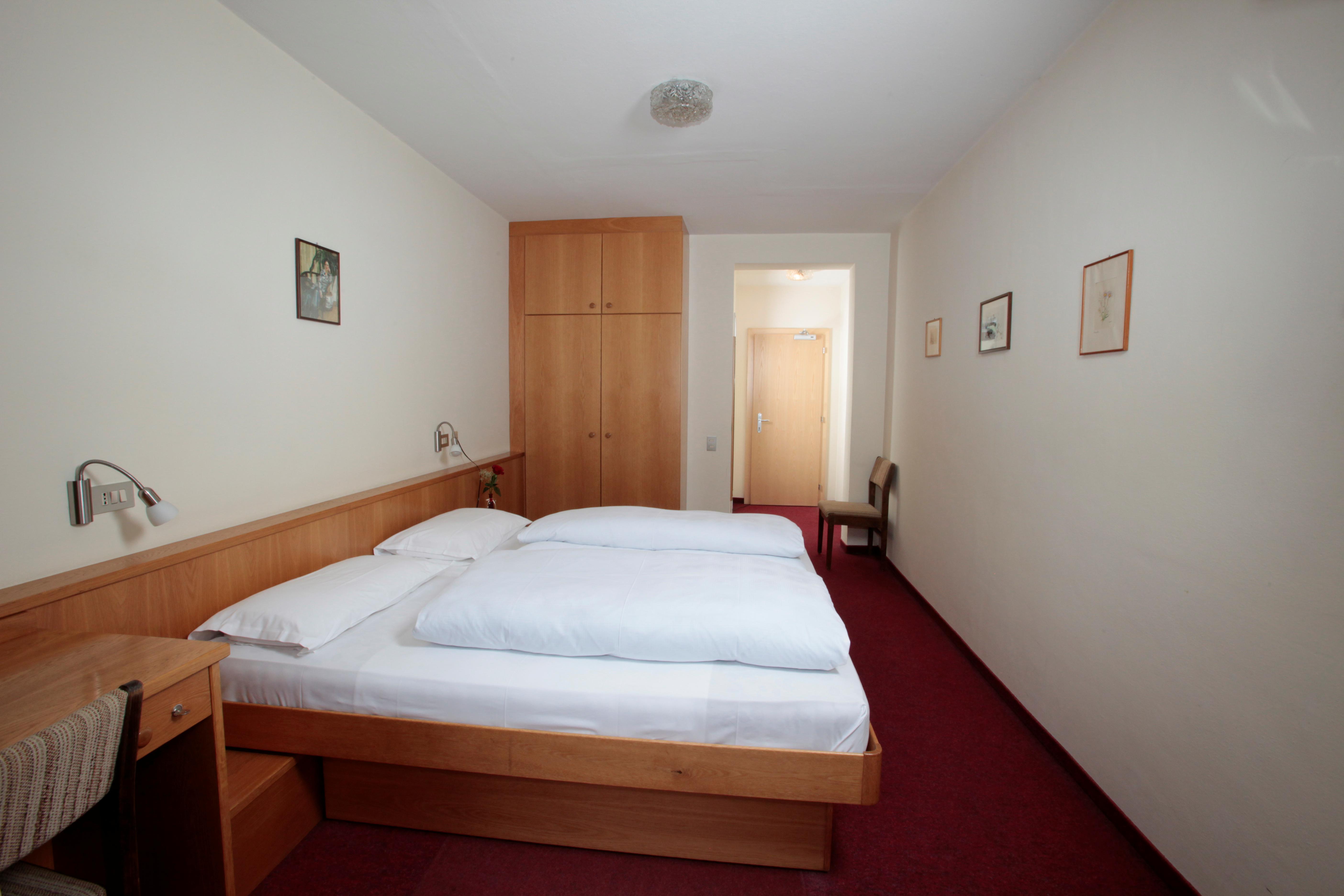 Hotel Alpino Plan slide 5