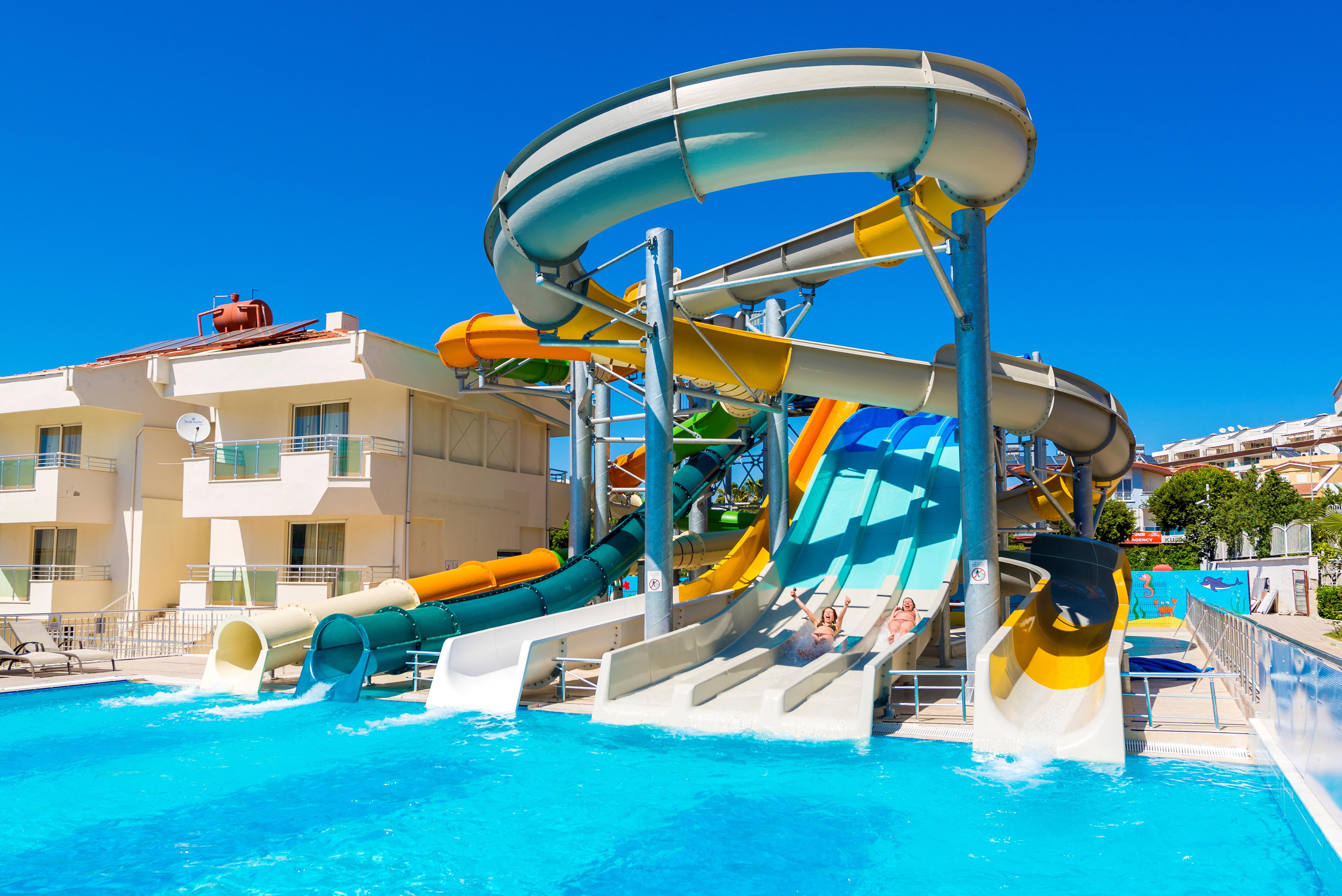 Hotel Dream World Hill slide 3