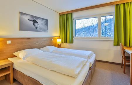 Hotel Lizum 1600 Snowsport Tirol slide 2