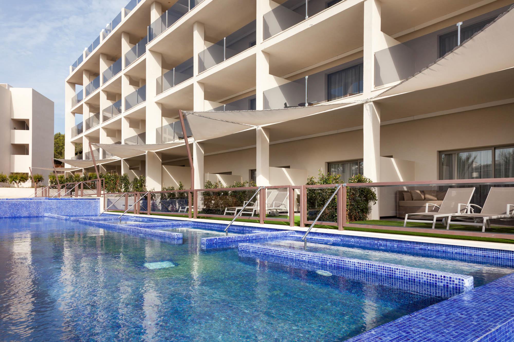 Hotel Zafiro Palace Palmanova slide 5