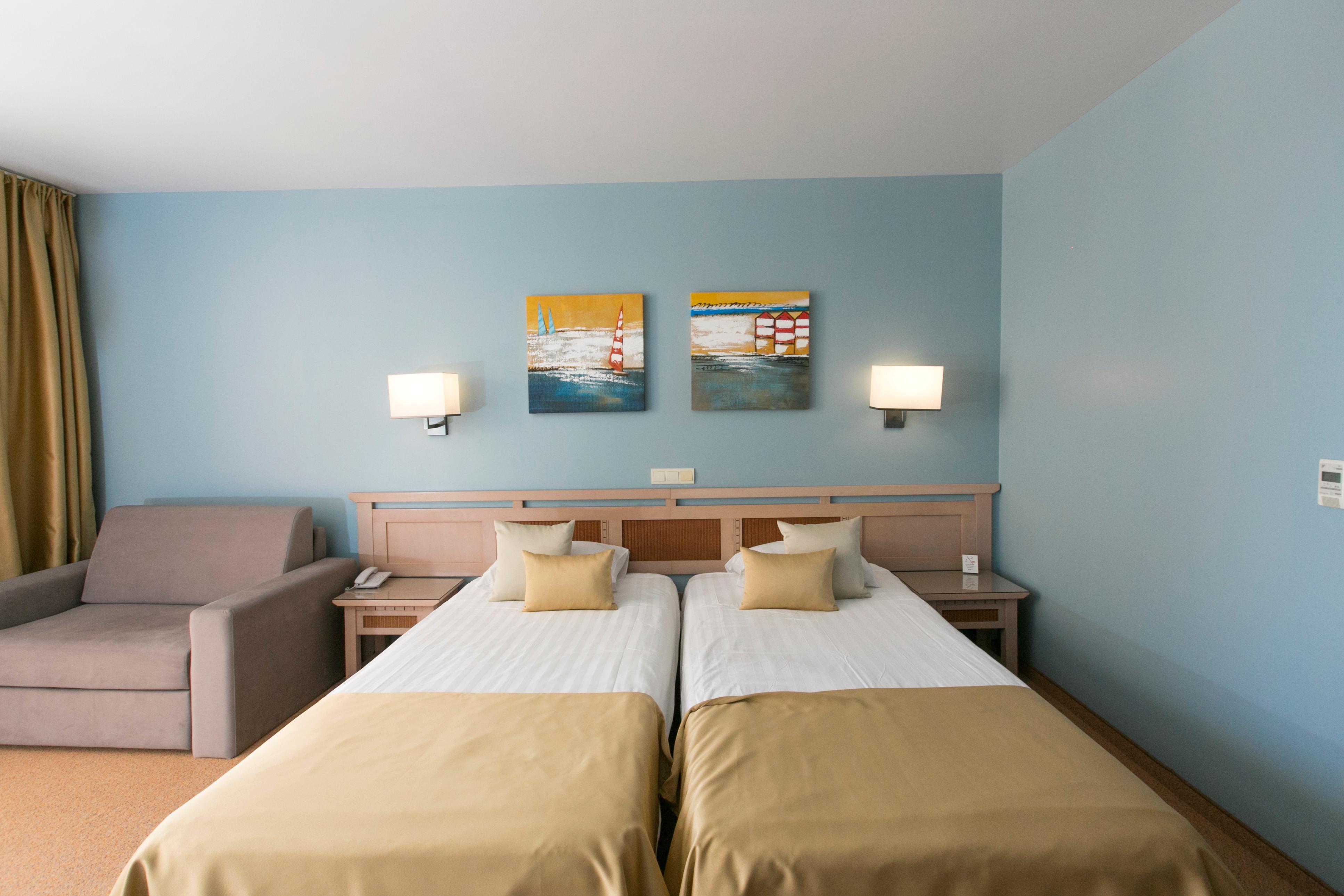 HVD Miramar Club Hotel slide 4