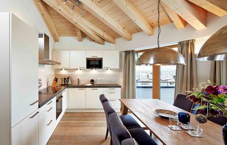 Kaprun Glacier Estate slide 5