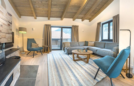 Kristall Plaza slide 2