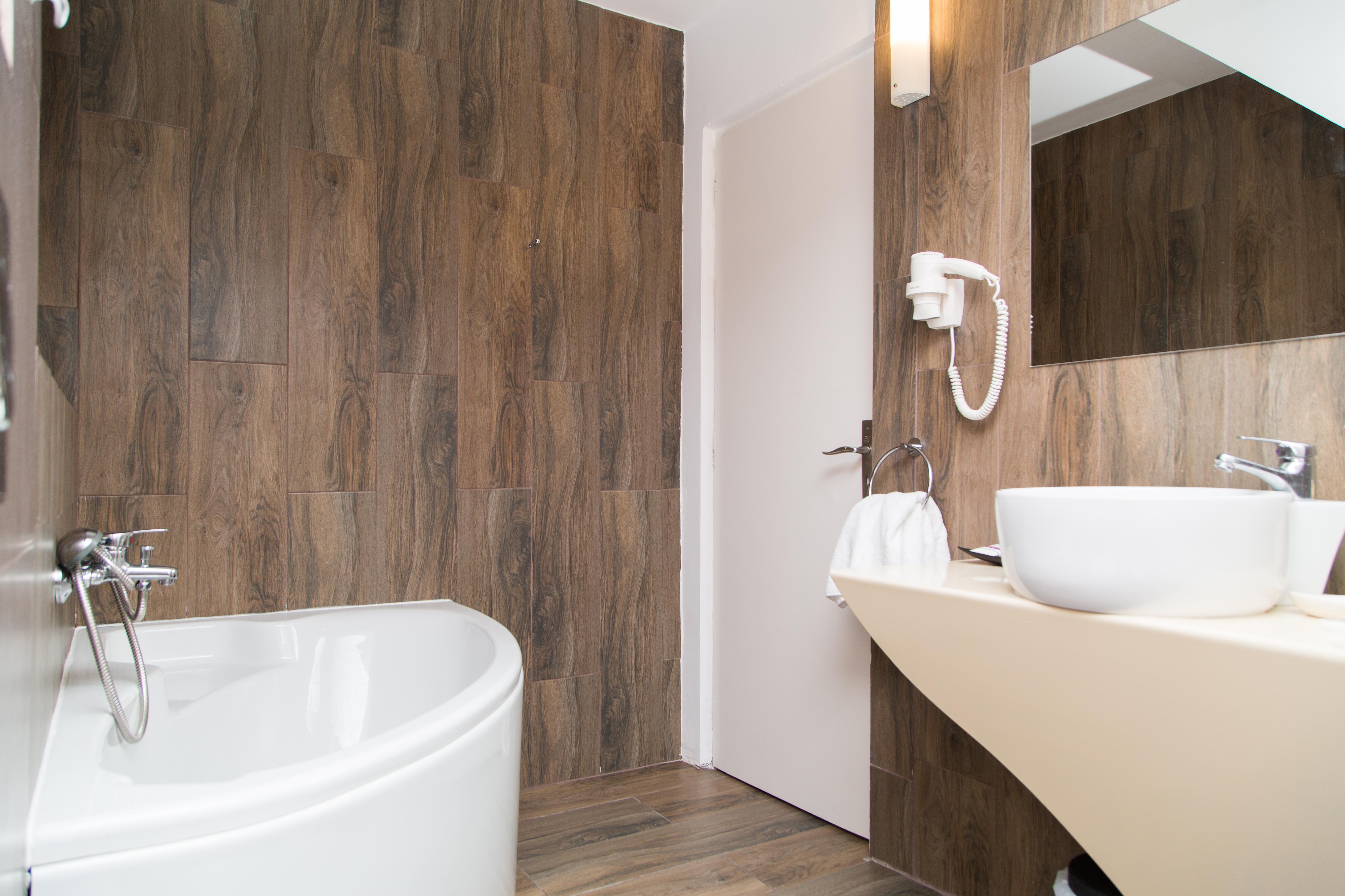 Hotel Pantokrator slide 4