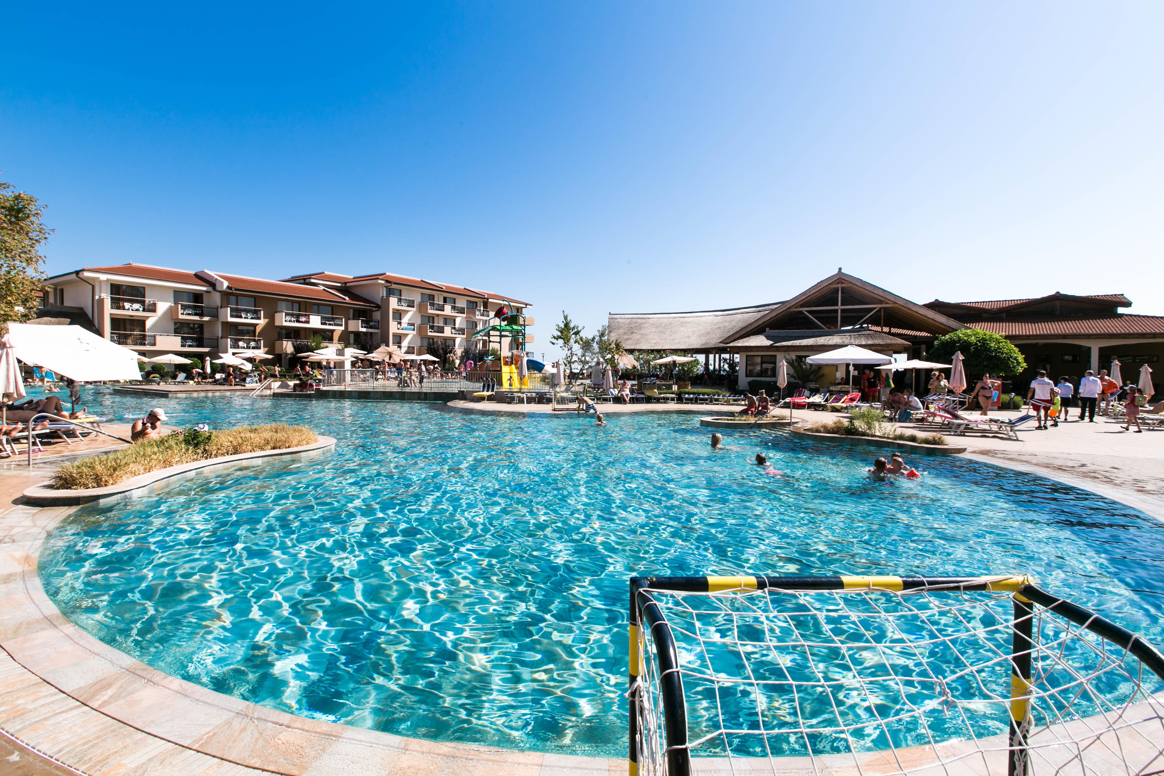 HVD Miramar Club Hotel slide 2