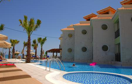 Hotel Palazetto Suites  slide 2