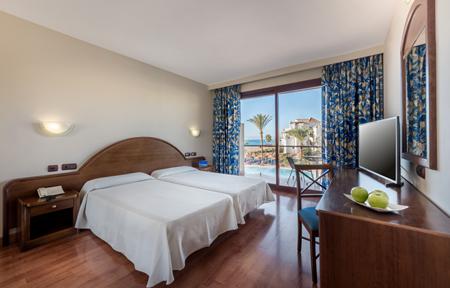 Gran Hotel Costa del Sol slide 3