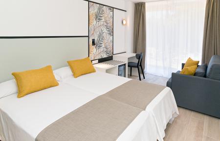 Hotel Calypso slide 3