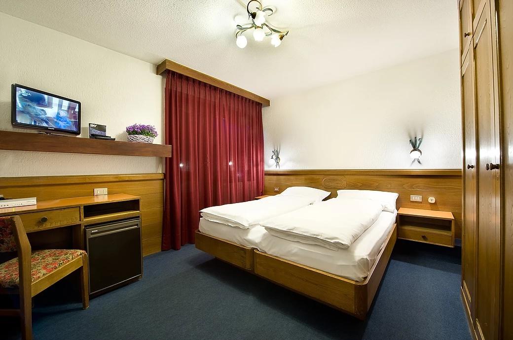 Hotel Galli's slide 3