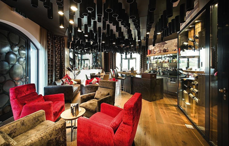 Hotel Der Löwe  slide 2