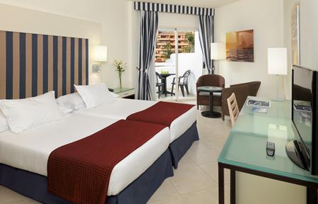 Hotel H10 Estepona Palace slide 4