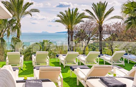 Hotel H10 Estepona Palace slide 5