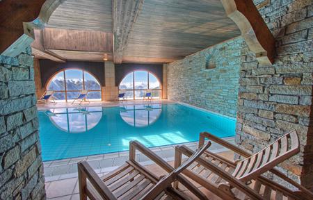 Hotel Les Balcons slide 4