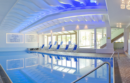 Hotel Strass slide 3