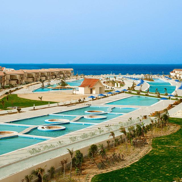 Pickalbatros Sea World Resort El Quseir Hotel
