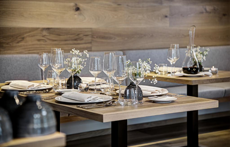 Seehotel Bellevue slide 4