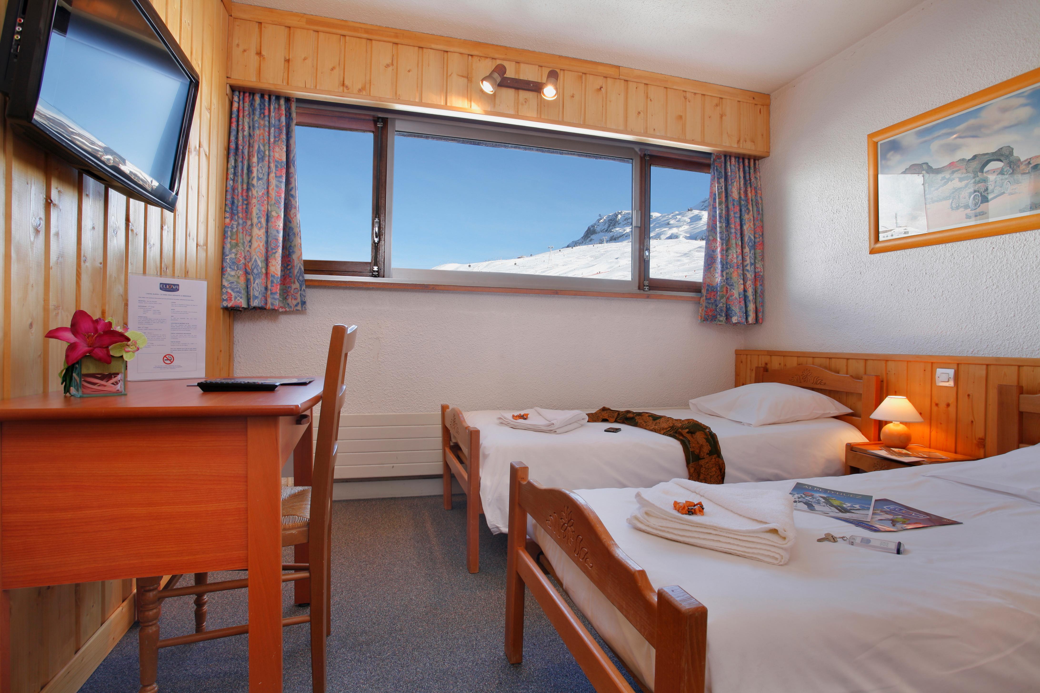 Hotel Eliova Le Chaix  slide 4