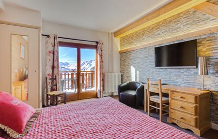 Hotel Le Castillan slide 2