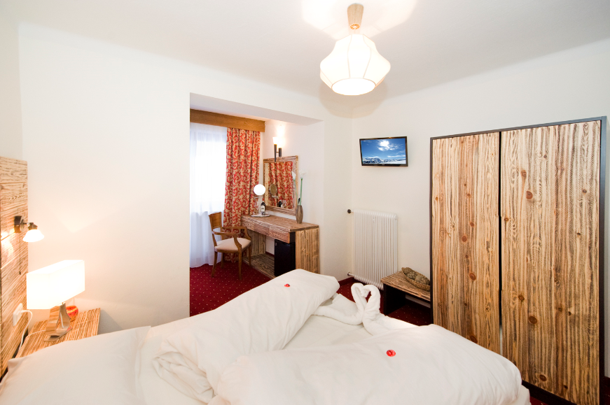 Hotel Panorama Landhaus slide 3