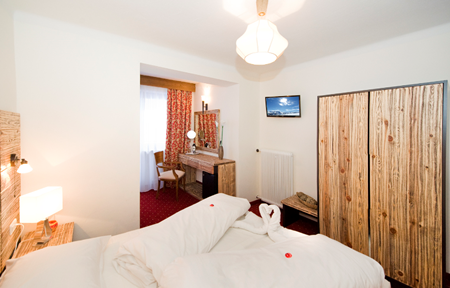 Hotel Panorama Landhaus slide 3