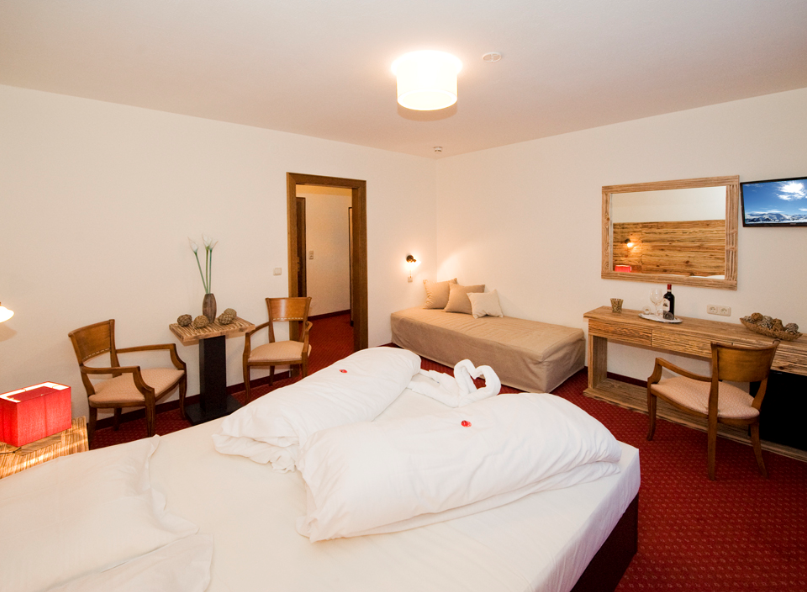 Hotel Panorama Landhaus slide 5