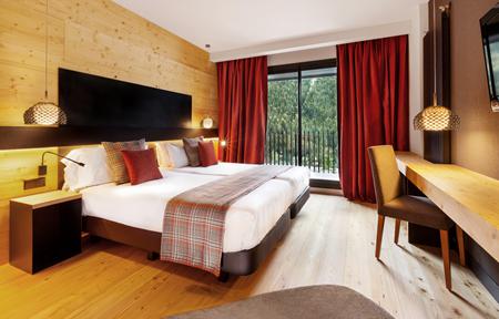 Park Piolets Mountain Hotel & Spa slide 2