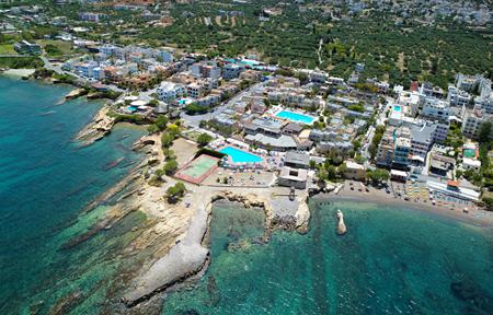 Hotel Silva Beach slide 3