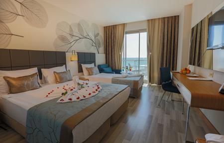 Hotel Xoria Deluxe slide 2