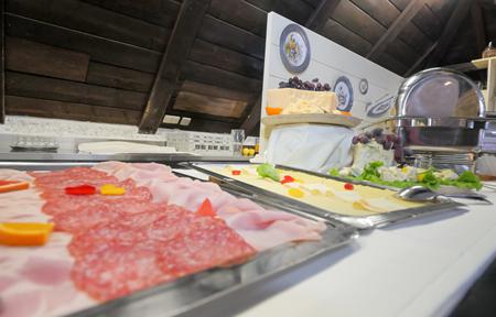 Slothotel Rosenegg slide 3