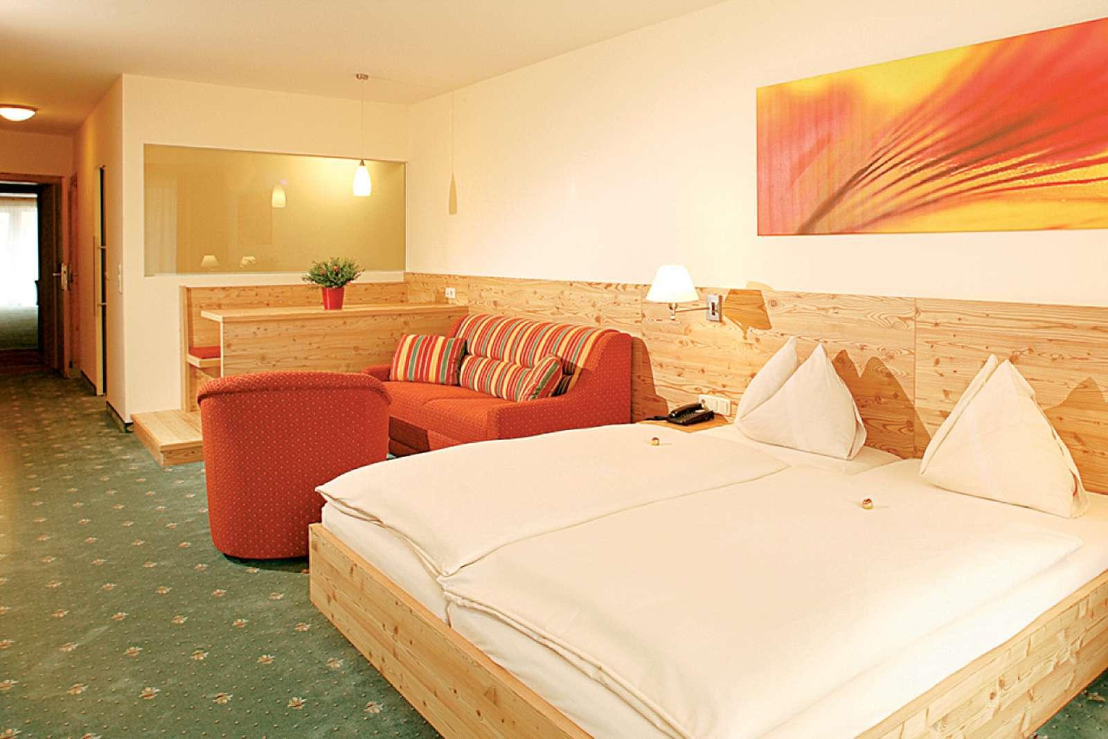 Hotel Leonhard slide 2