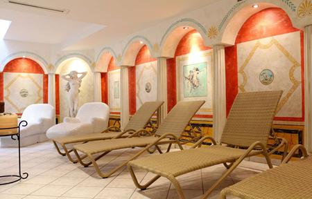 Hotel Regina slide 4