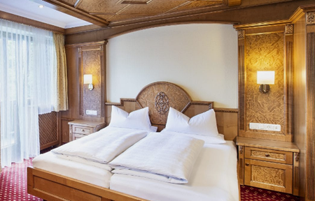 Hotel Strolz slide 4