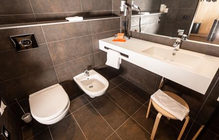 Montivas Lodge slide 4