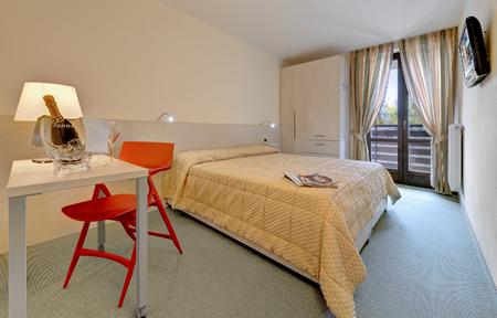 Hotel Alaska  slide 5