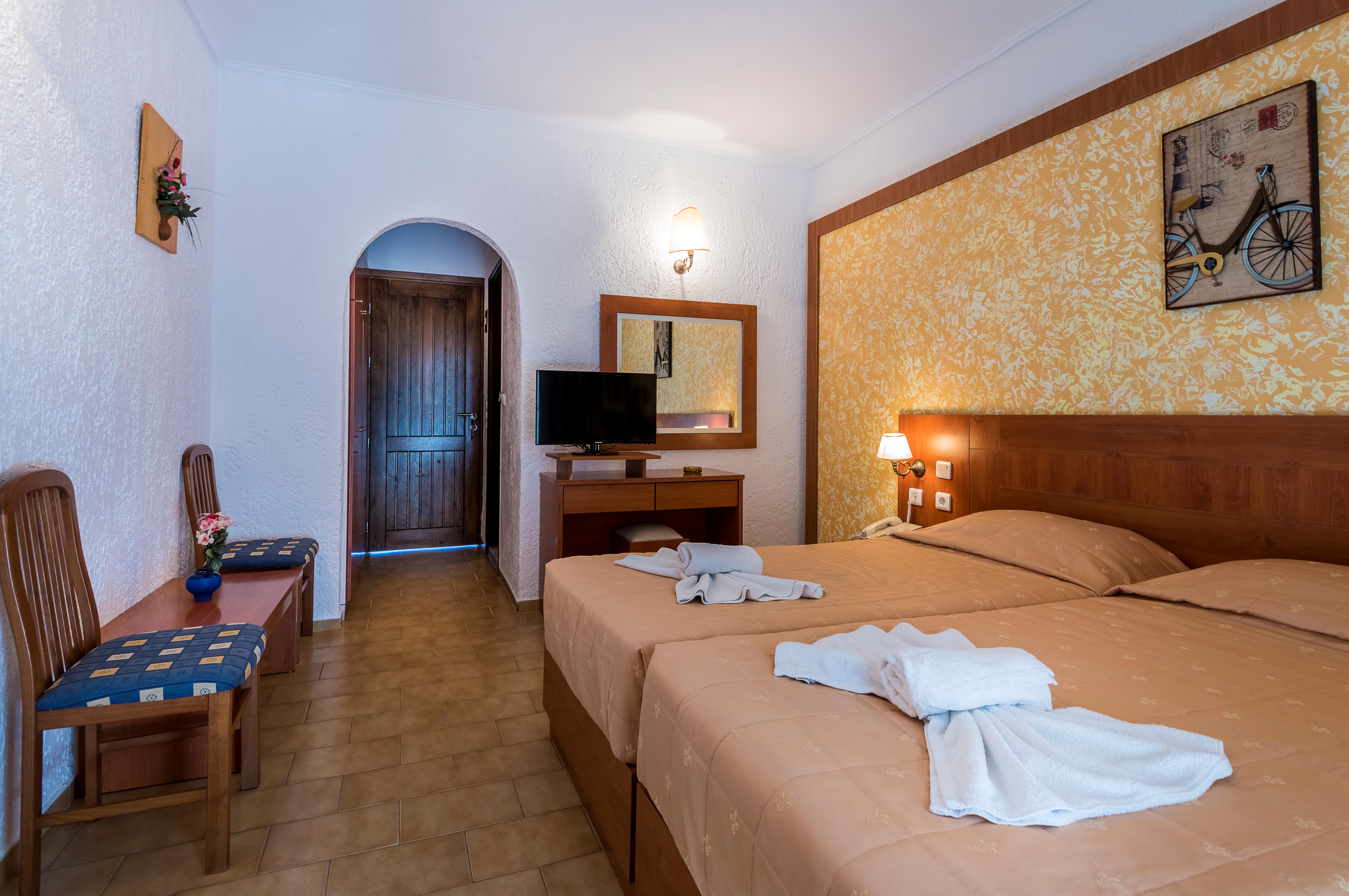 Hotel Gaia Garden slide 5