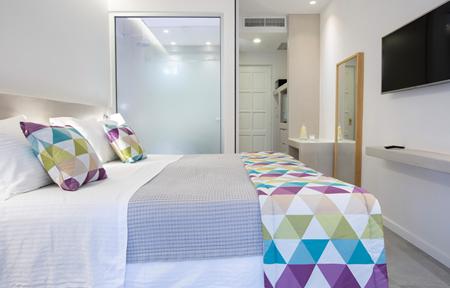 Odyssey Aparthotel  slide 4