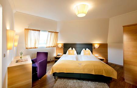 Hotel Bergland slide 5