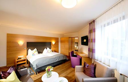 Hotel Bergland slide 2