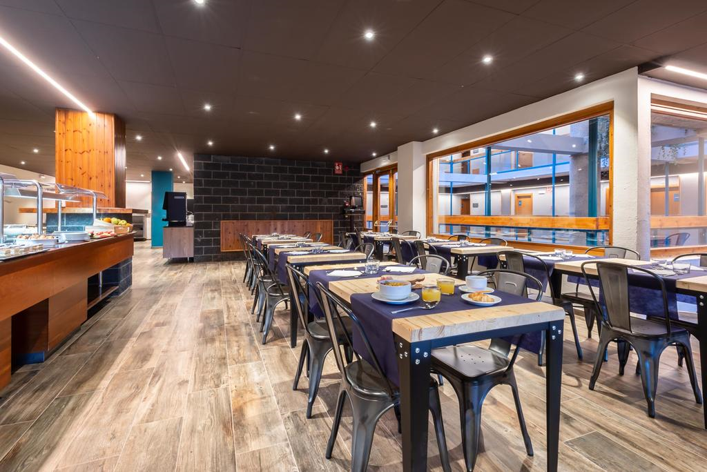 Ushuaia Mountain Hotel  slide 4