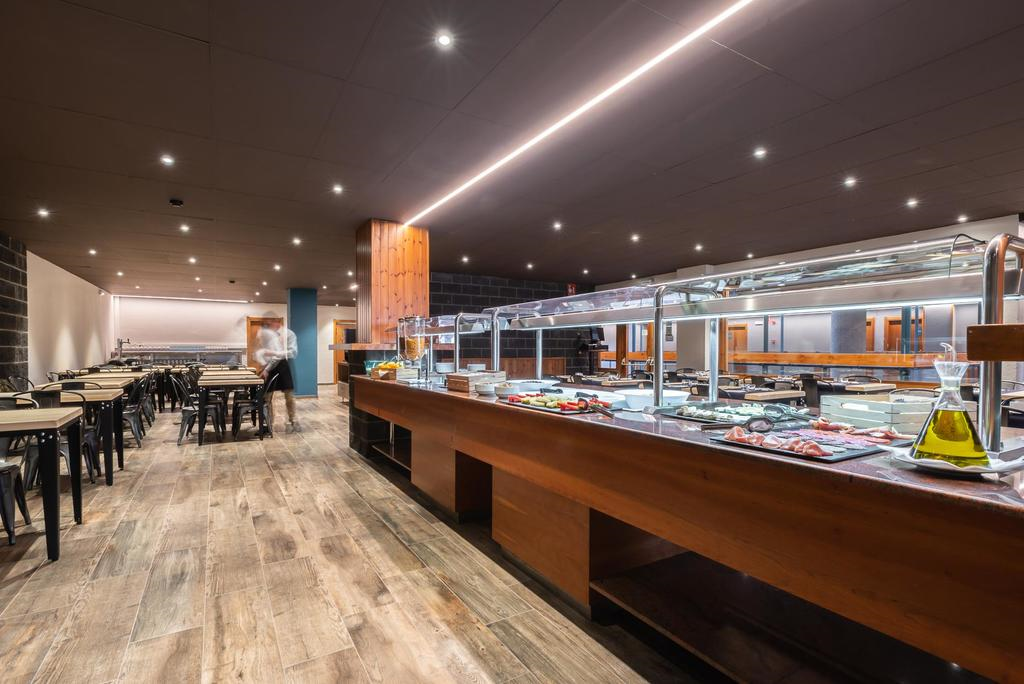 Ushuaia Mountain Hotel  slide 5