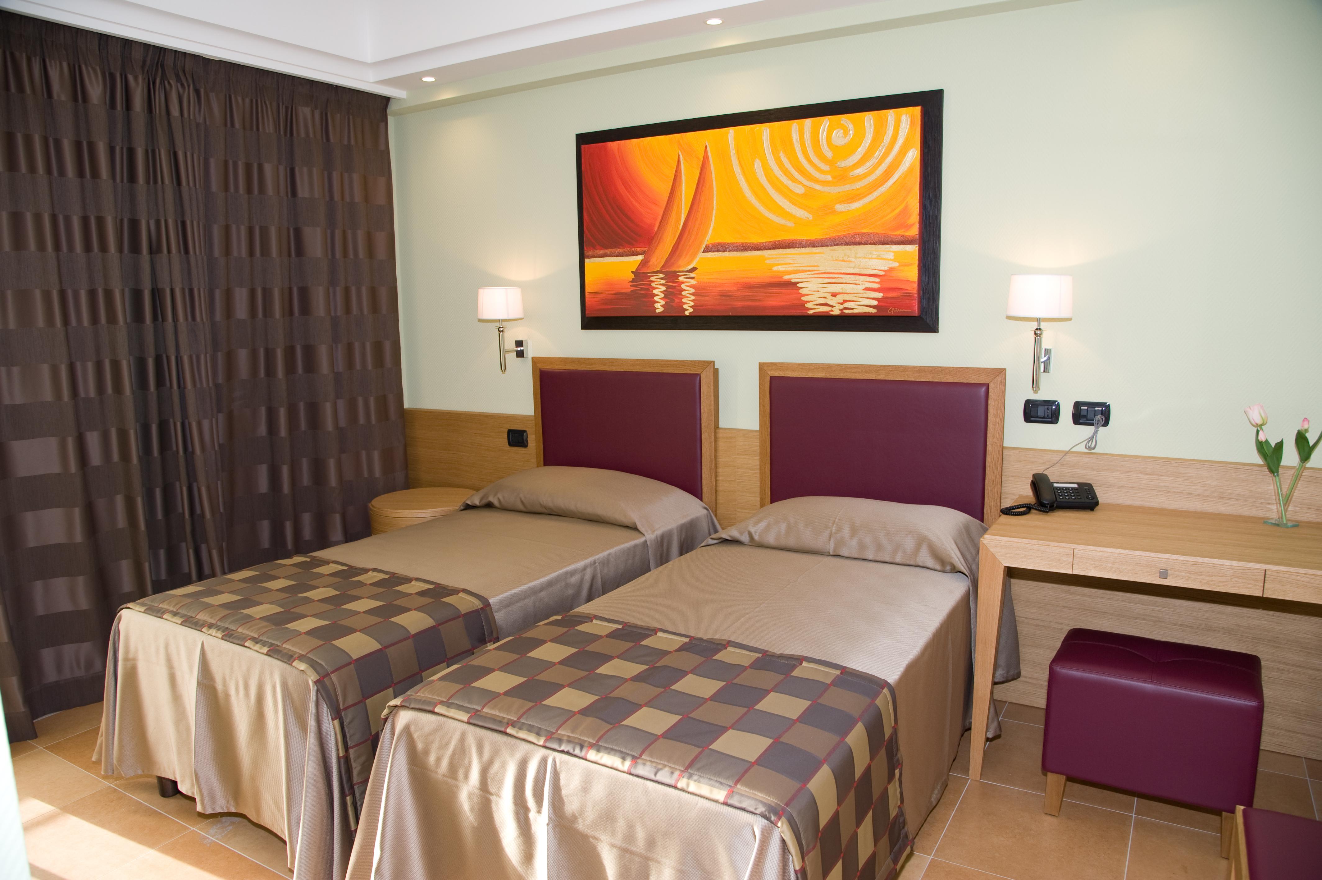 Hotel Artemis slide 4