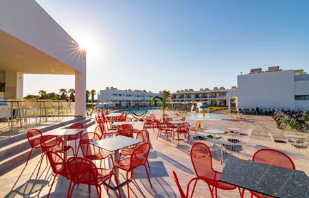 Hotel Lambi Resort slide 2